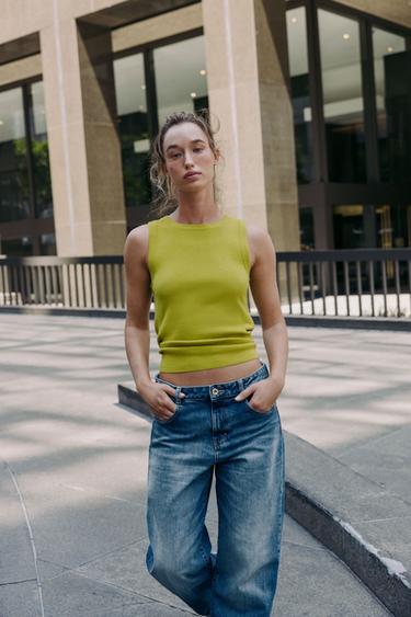 TOP BASIQUE EN MAILLE - Vert pistache clair de Zara - Image 1