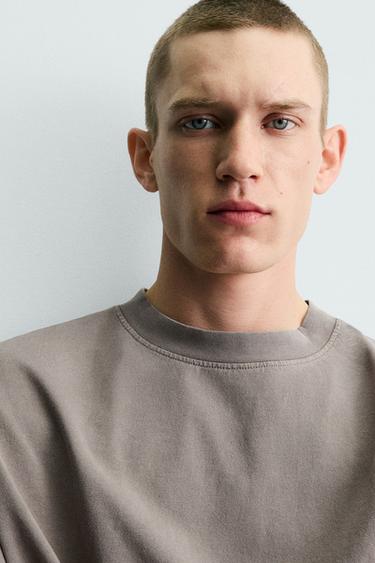 CAMISETA BÁSICA LAVADA - Gris de Zara
