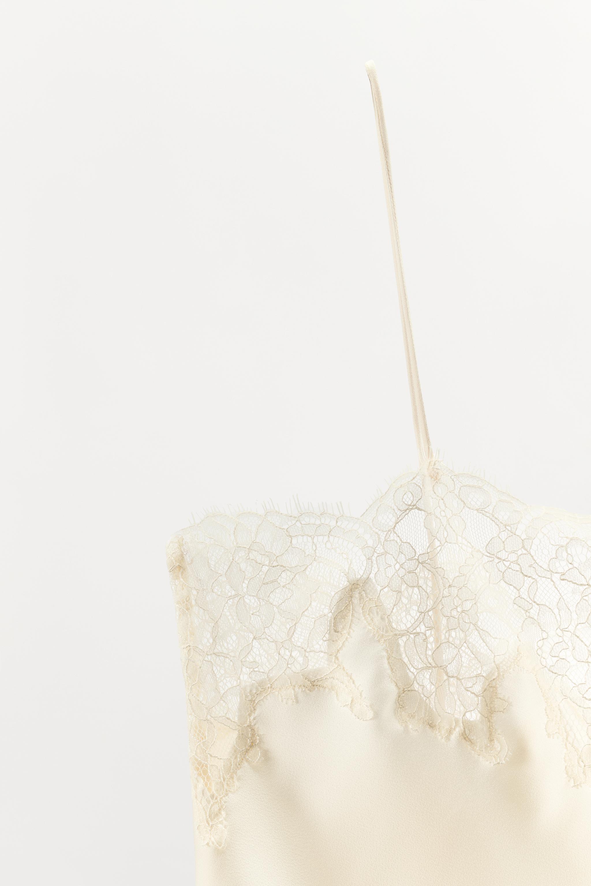 SATIN LACE CAMISOLE TOP
