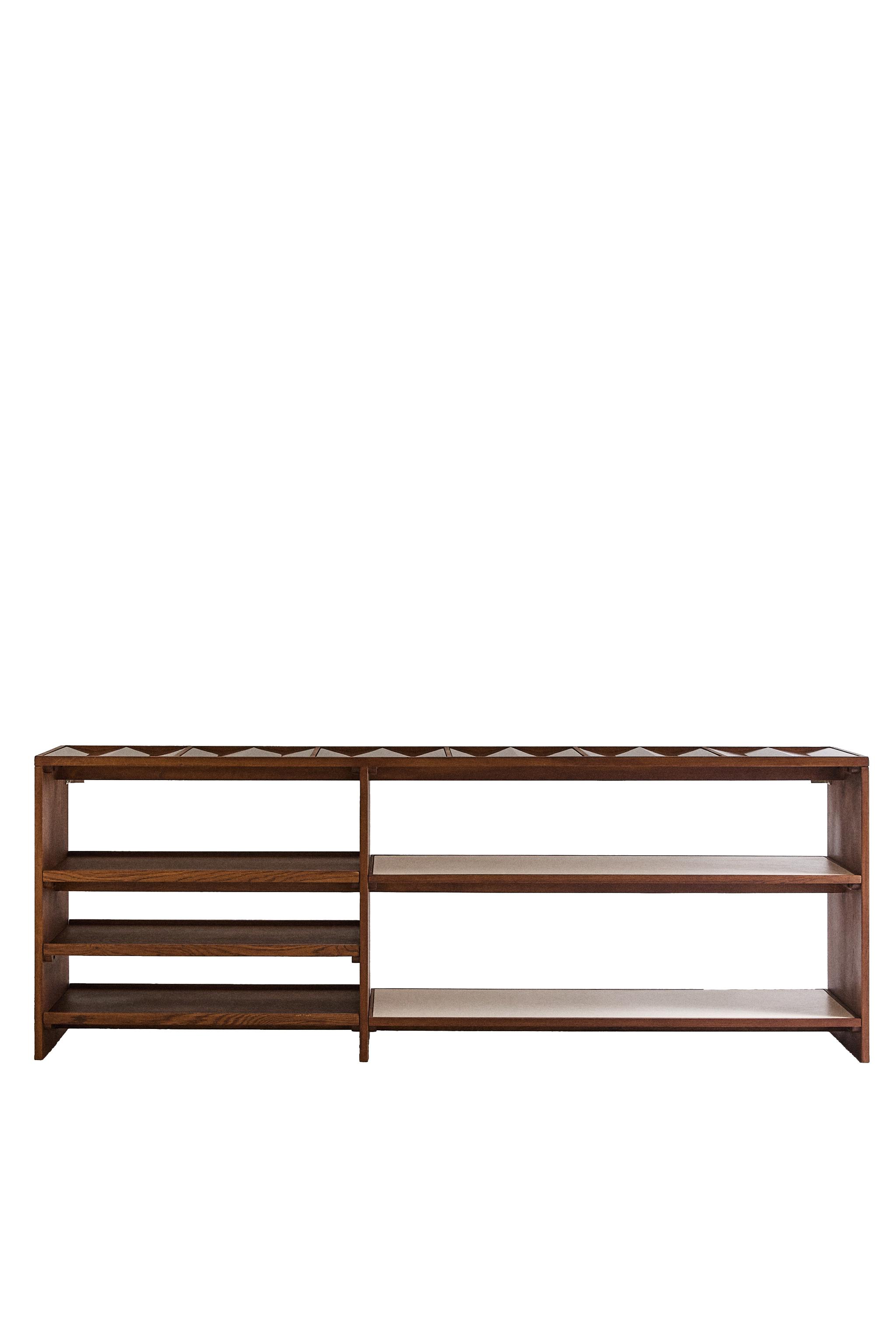 LARGE STORAGE UNIT AND DUMBBELL RACK - Oyster-white | ZARA United