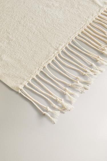 CHENILLE THROW - Mid-ecru by Zara