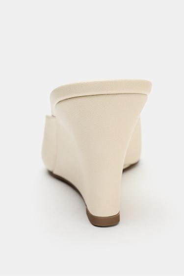 CHAUSSURES COMPENSÉES OUVERTES À L'ARRIÈRE - Blanc de Zara - Image 4