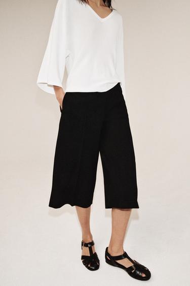 Zara STRAIGHT SHORTS WITH FRONT SEAM ZW COLLECTION - Black