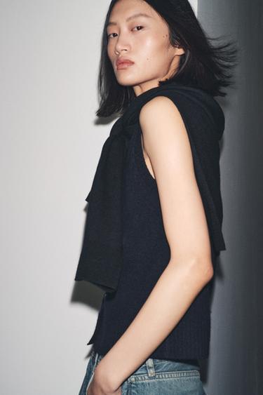 GILET EN LAINE À BOUTONS DORÉS - Bleu marine de Zara - Image 3