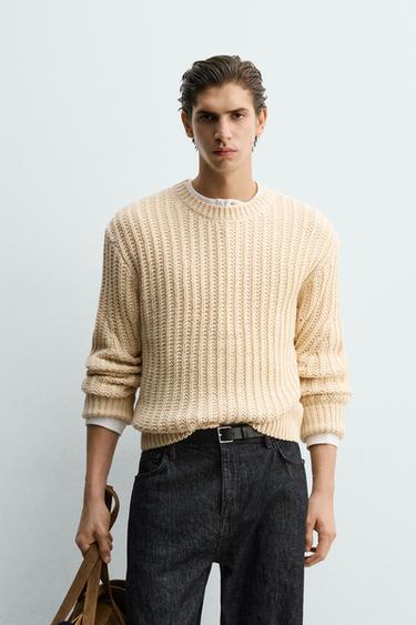 VOLUMINOUS TEXTURED JUMPER - Ecru by Zara