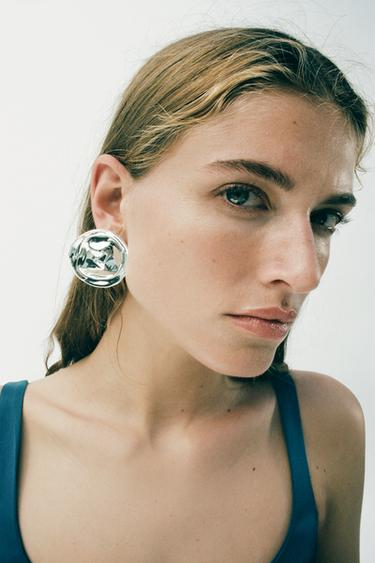 PENDIENTES METÁLICOS CHAPA - Plata de Zara