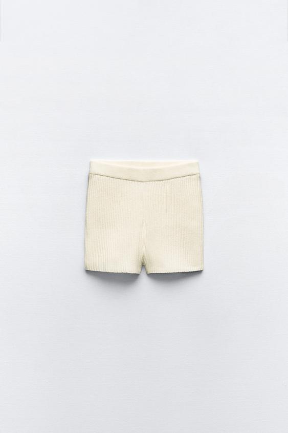 Lora Knit Shorts - Beige – The Village Bungalow