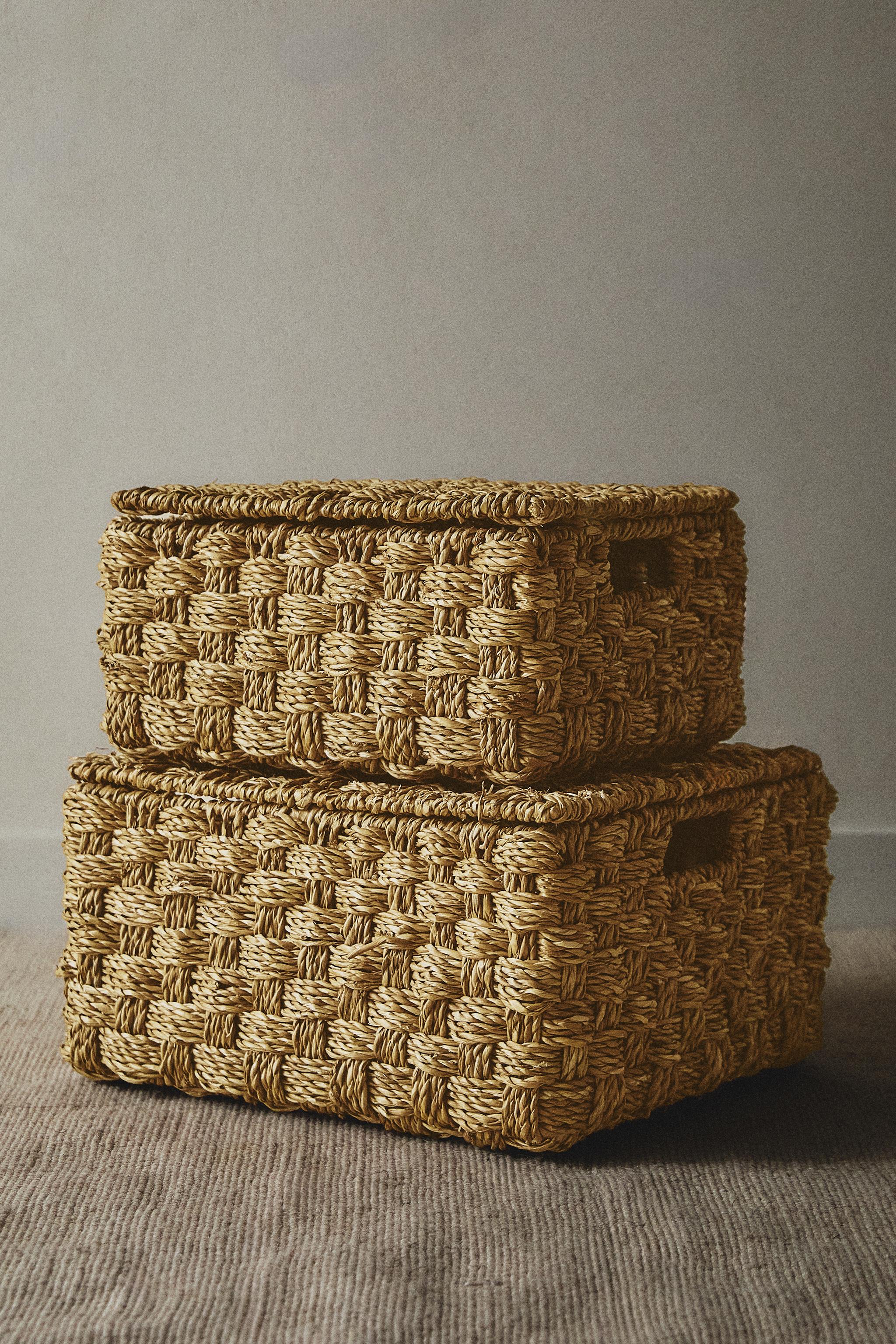 WOVEN BASKET