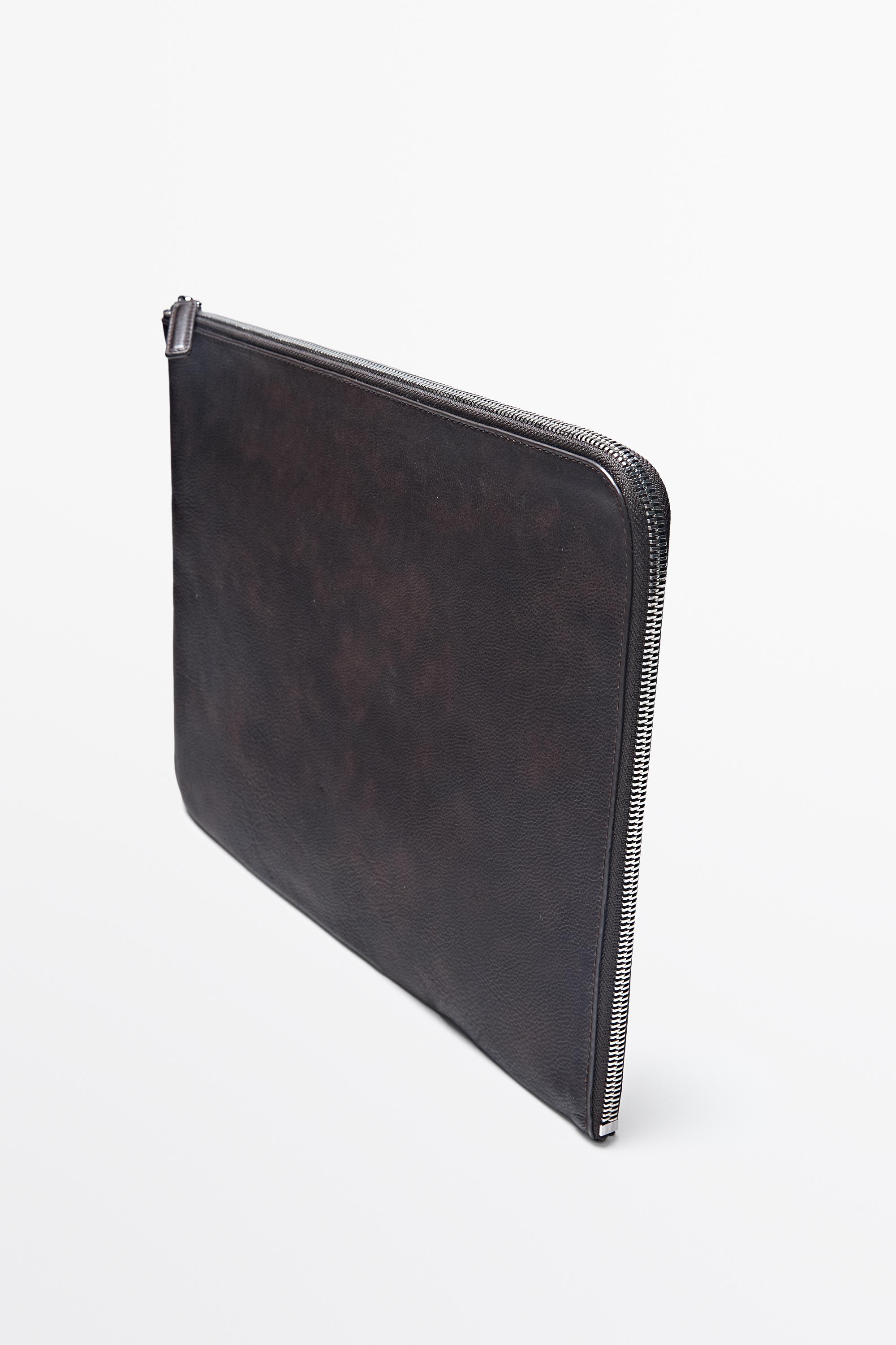 Large nappa leather laptop case