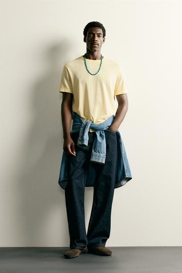 LIGHTWEIGHT-T-SHIRT IM REGULAR-FIT - Gelb von Zara - Bild 0