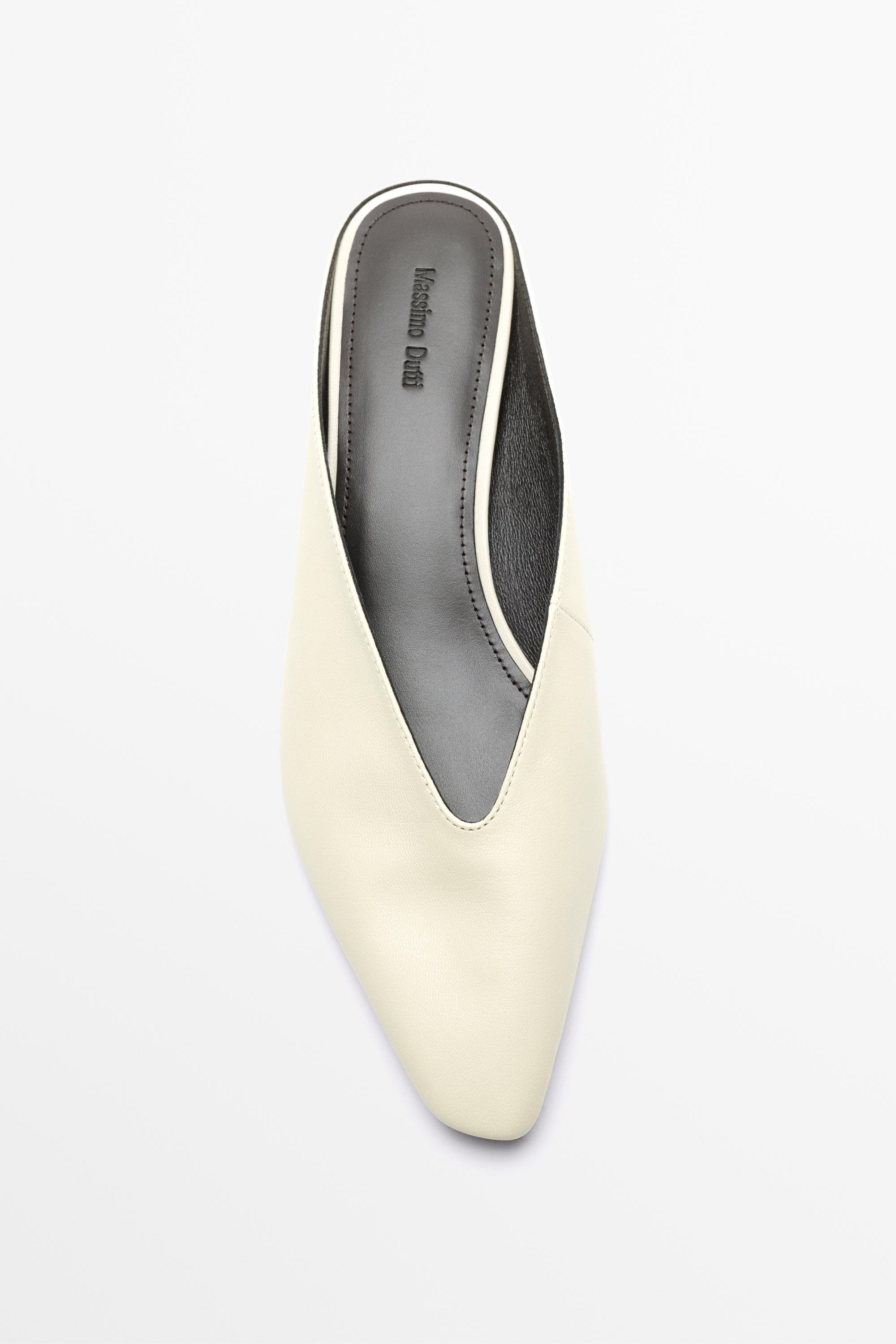 Mules en cuir souple