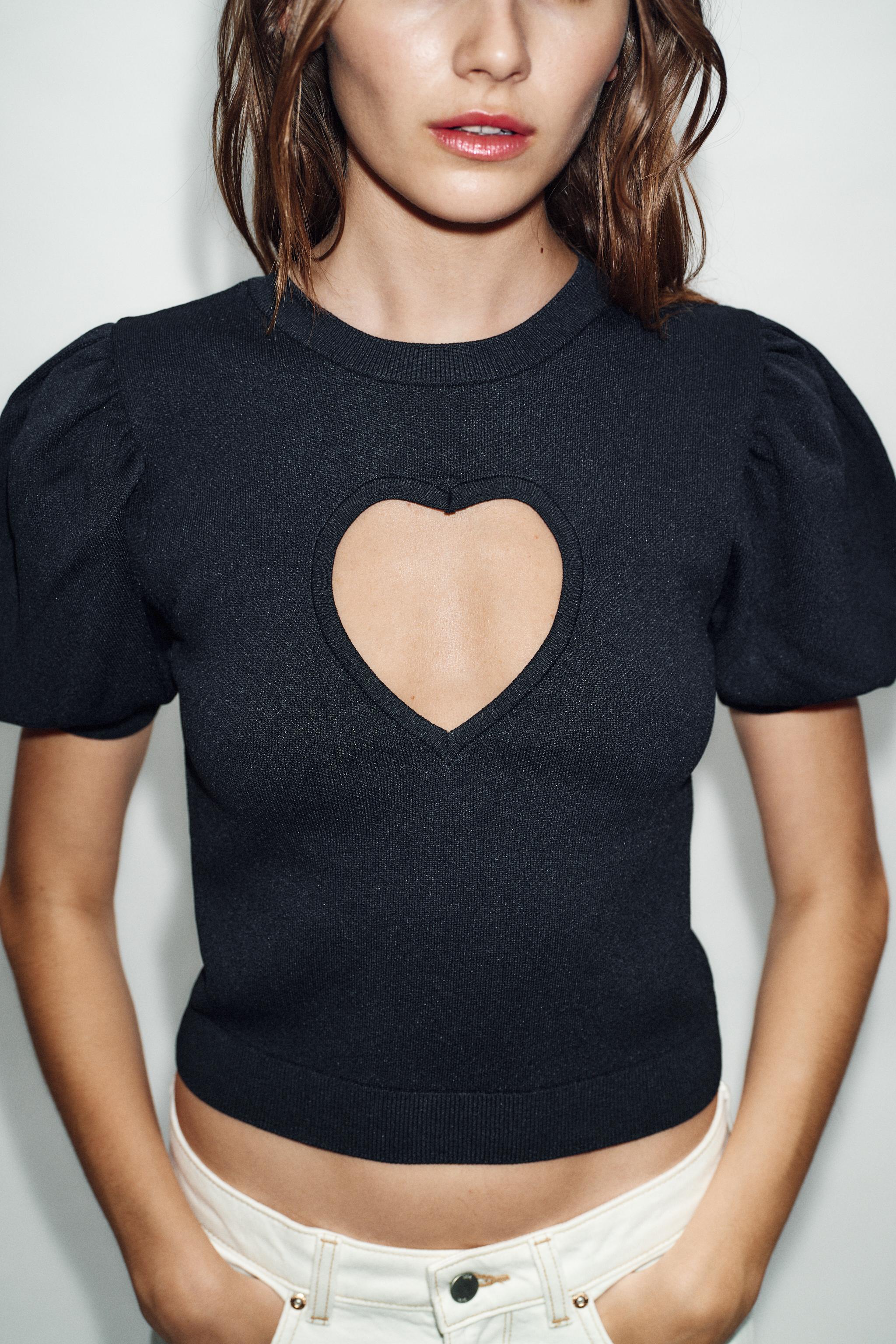 HEART CUT-OUT KNIT JUMPER