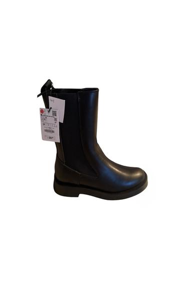 BLACK LEATHER BOOTS