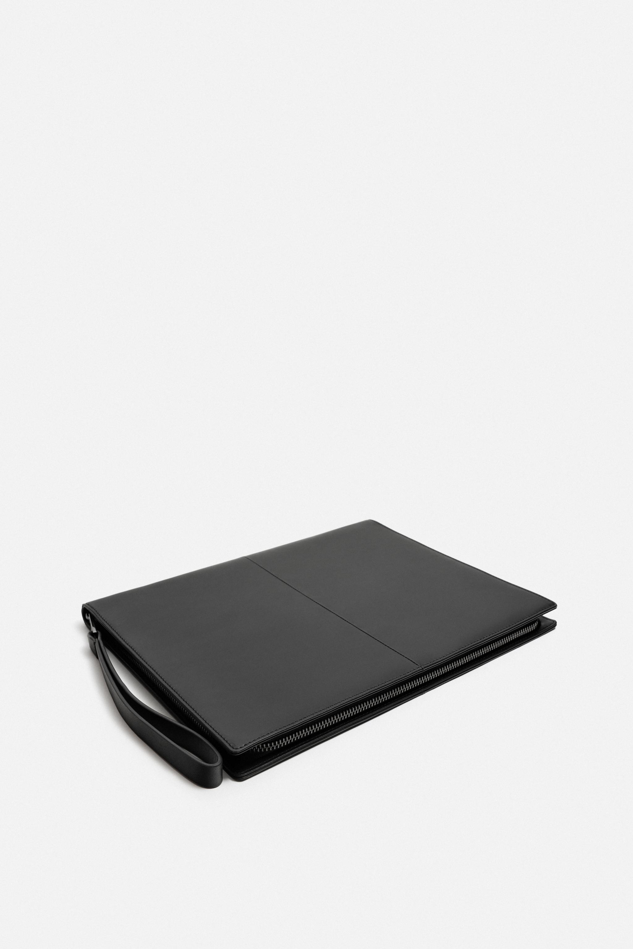 ENVELOPPE EN CUIR