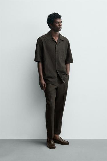 CAMISA SEERSUCKER CONFORT - Marrón de Zara
