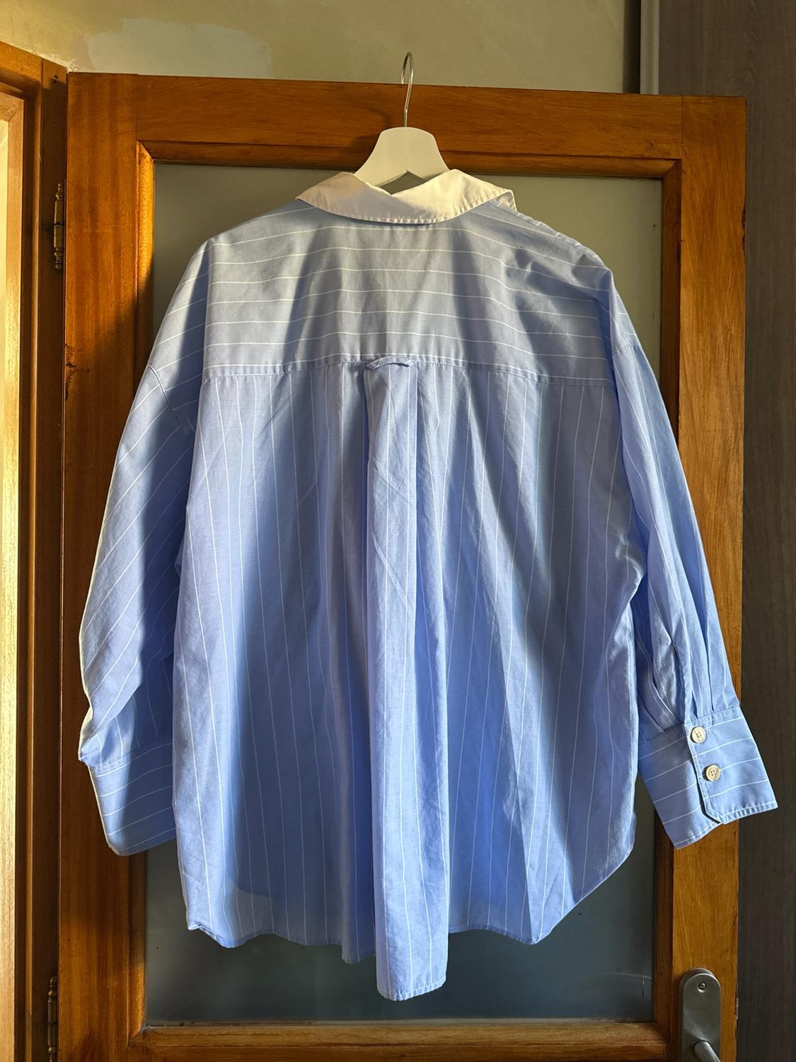 STRIPED POPLIN SHIRT WITH SCRUNCHIE - Image 2