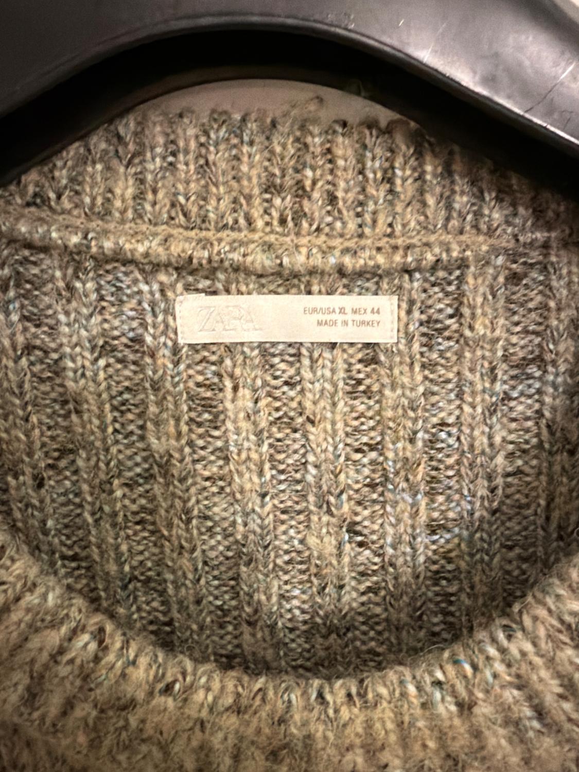RIBBED TEXTURED JUMPER - Image 2