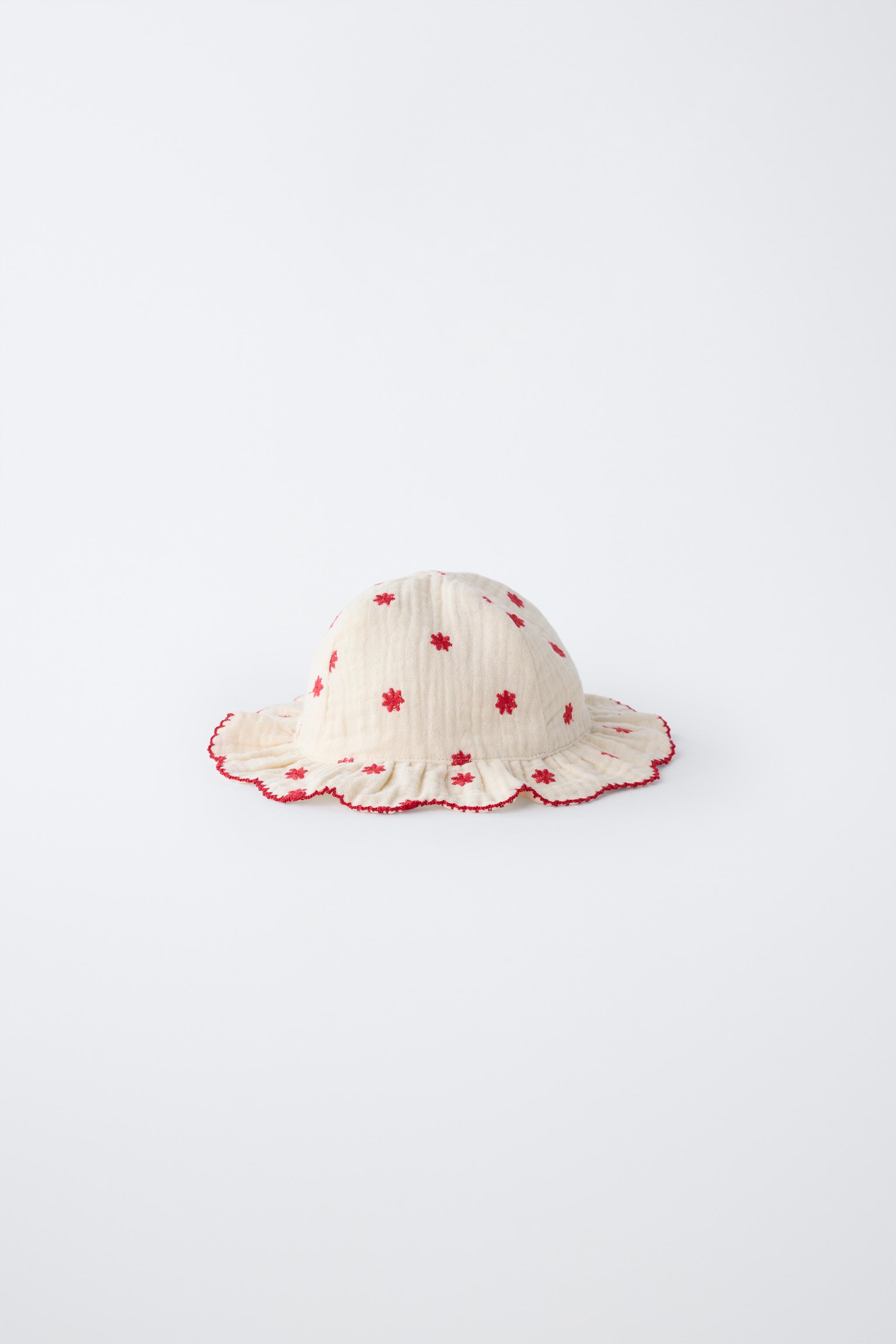 BONNET TEXTURÉ FLEURS BRODÉES