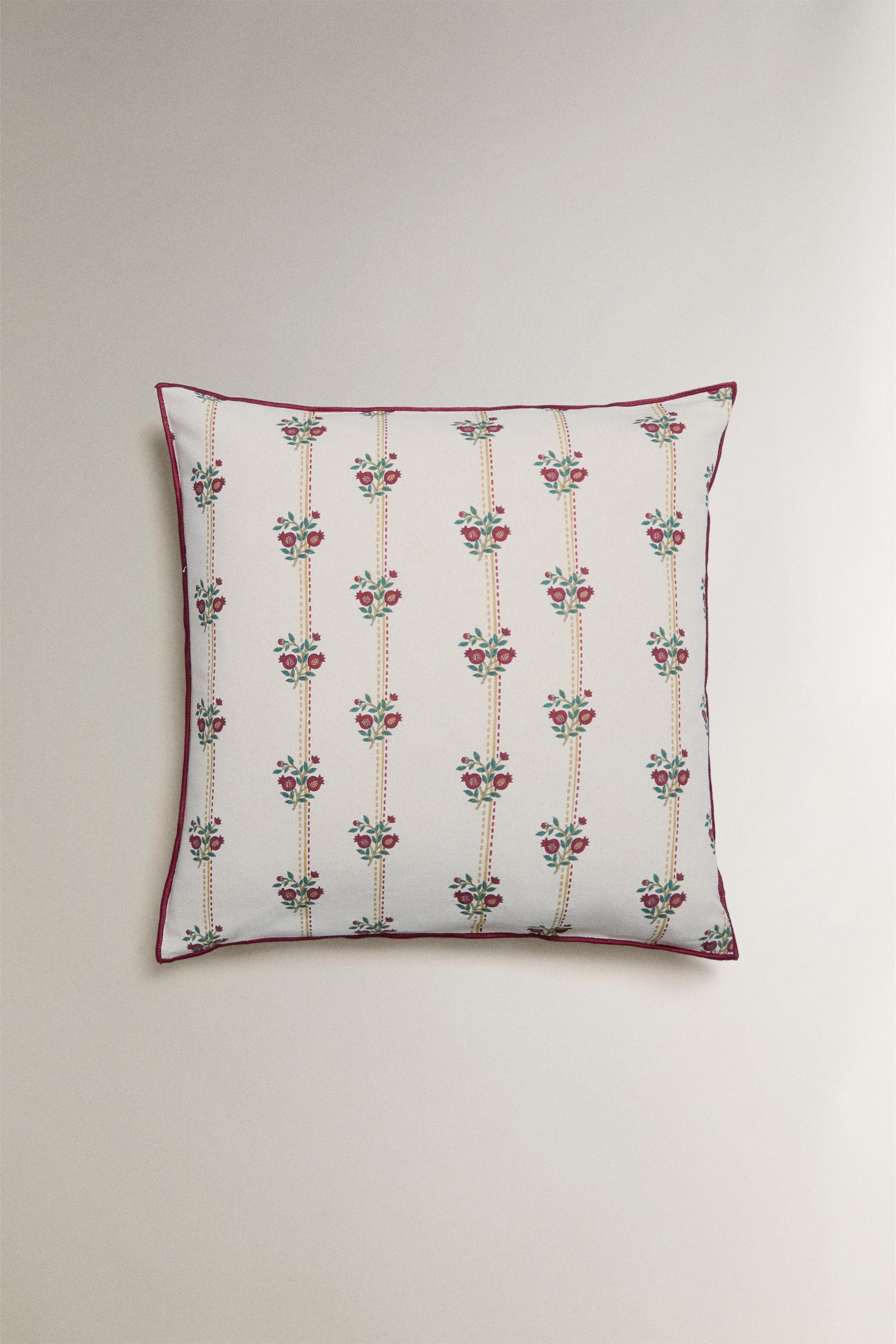 STRIPED AND FLORAL THROW PILLOW COVER