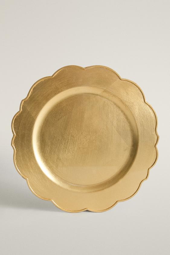 Zara CHRISTMAS SOLID-COLOR WAVY SERVICE PLATE - Golden - Image 0