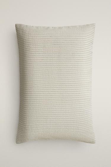 HOUSSE DE COUSSIN EN SOIE - Blanc cassé de Zara - Image 0