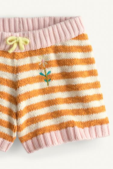 BERMUDA DE MALHA LISTRADA COM FLOR BORDADA EDIÇÃO LIMITADA - Laranja da Zara