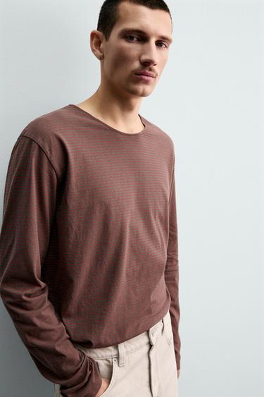T-SHIRT JACQUARD RAYÉ - Marron de Zara - Image 4