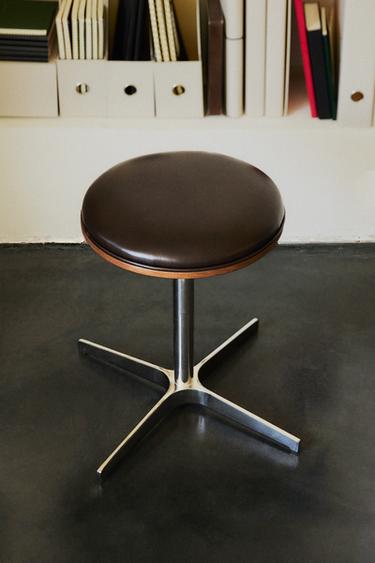 LEATHER AND STAINLESS STEEL STOOL - Chocolate brown by Zara