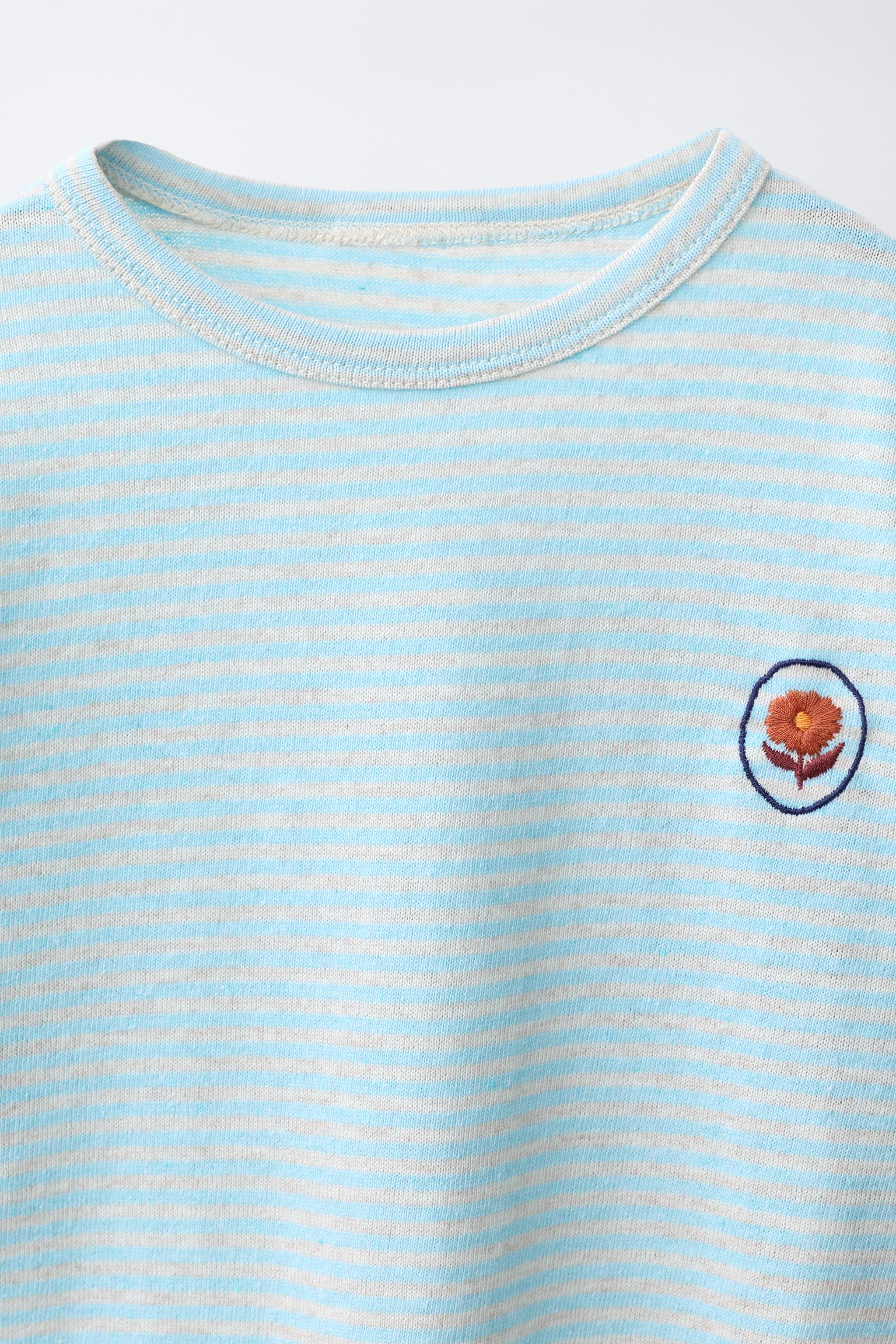 T-SHIRT BRODÉ À RAYURES TISSÉES
