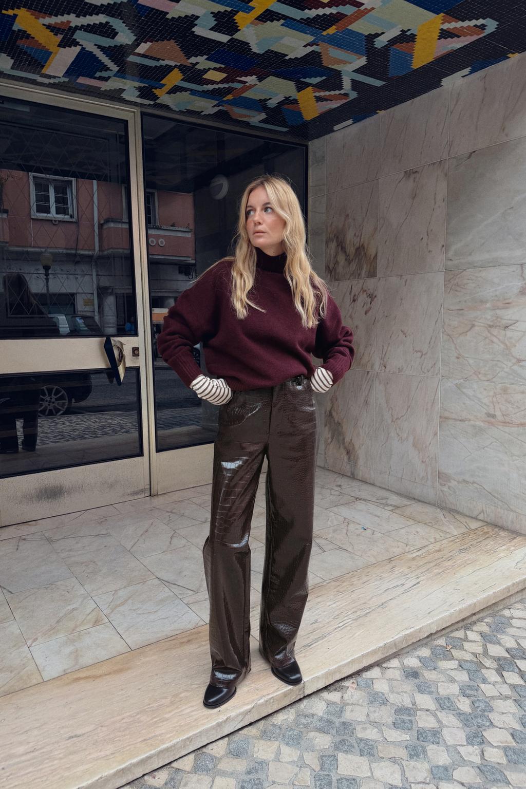 JERSEY PUNTO SOFT CUELLO SUBIDO