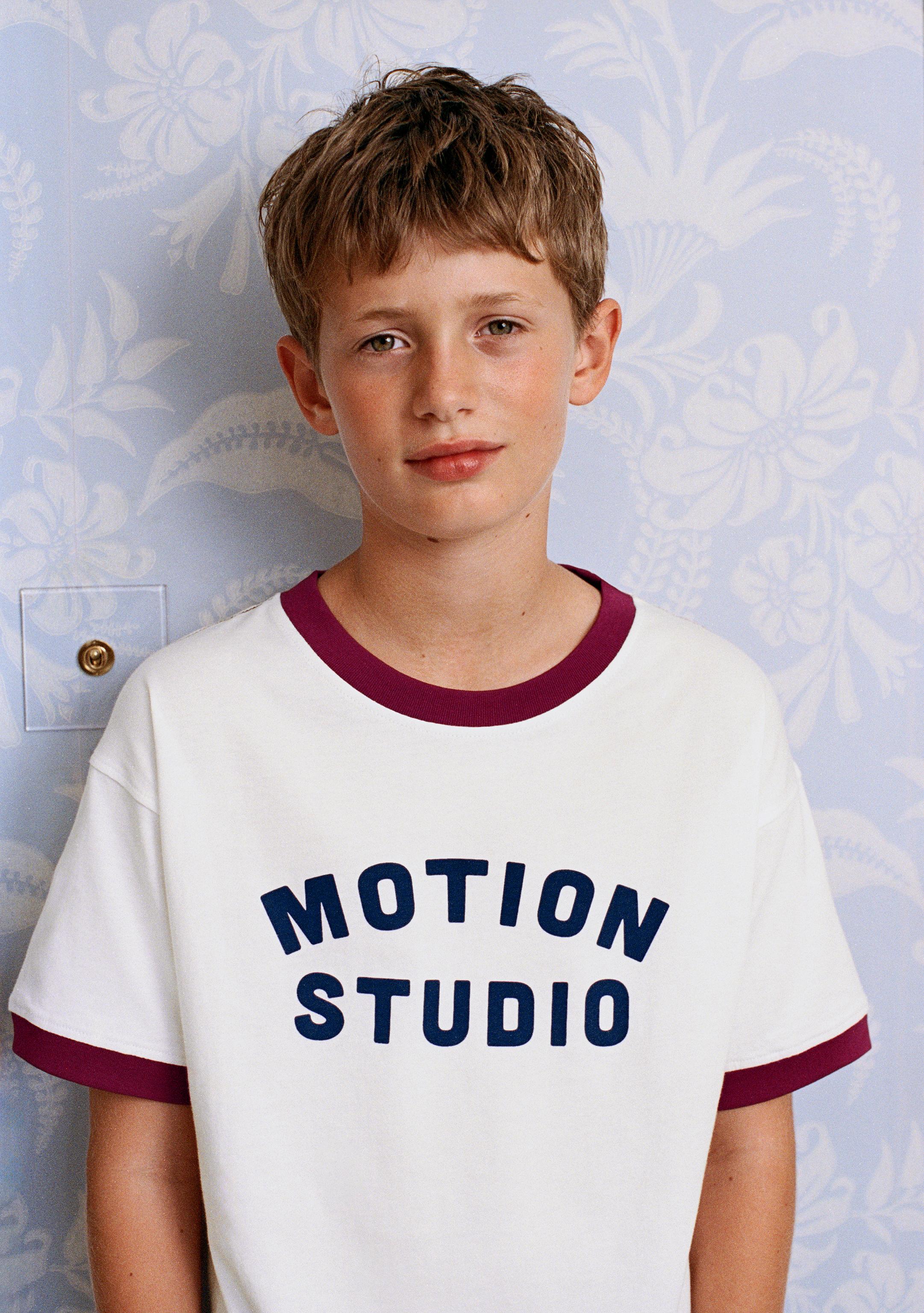 GRAPHIC TEXT T-SHIRT — Ecru