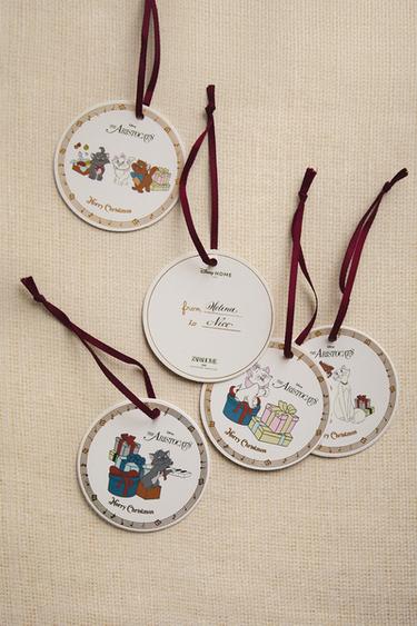 PACK OF THE ARISTOCATS ©DISNEY CHRISTMAS GIFT TAGS (PACK OF 12) - متعدد الألوان الخاص بـ Zara