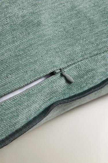 HOUSSE DE COUSSIN CHENILLE - Bleu clair de Zara - Image 4
