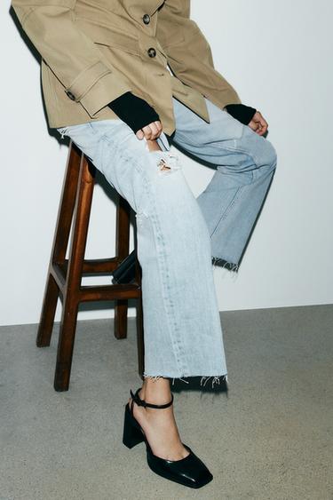 ТӨРТБҰРЫШТЫ ТҰМСЫҚТЫ ШАНЕЛЬ ТУФЛИ - Қара Zara компаниясынан