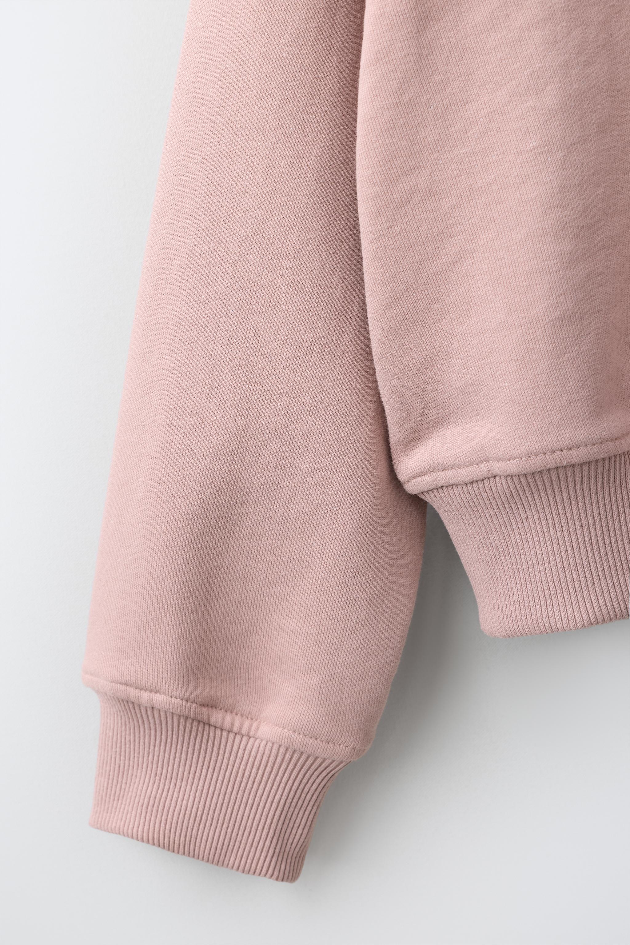 STAR PATCH HOODIE