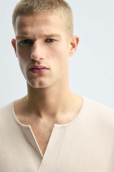 PULL STRUCTURÉ COUPE DÉCONTRACTÉE - Écru de Zara - Image 4