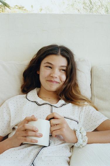 6-14 ЛЕТ/ПИЖАМА-РУБАШКА В ГОРОШЕК — ЭКРЮ от Zara