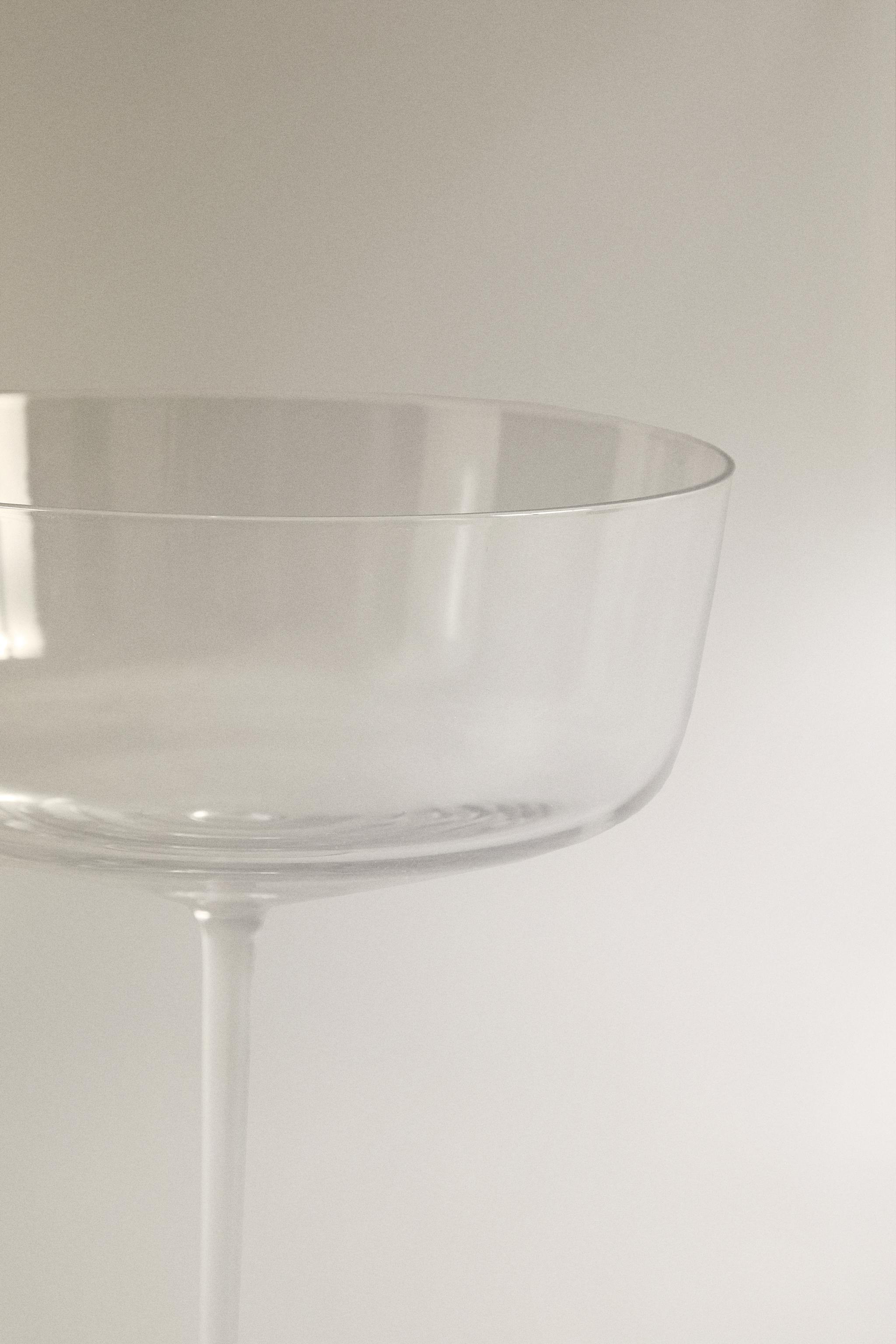 BLOWN CRYSTALLINE SPARKLING WINE FLUTE