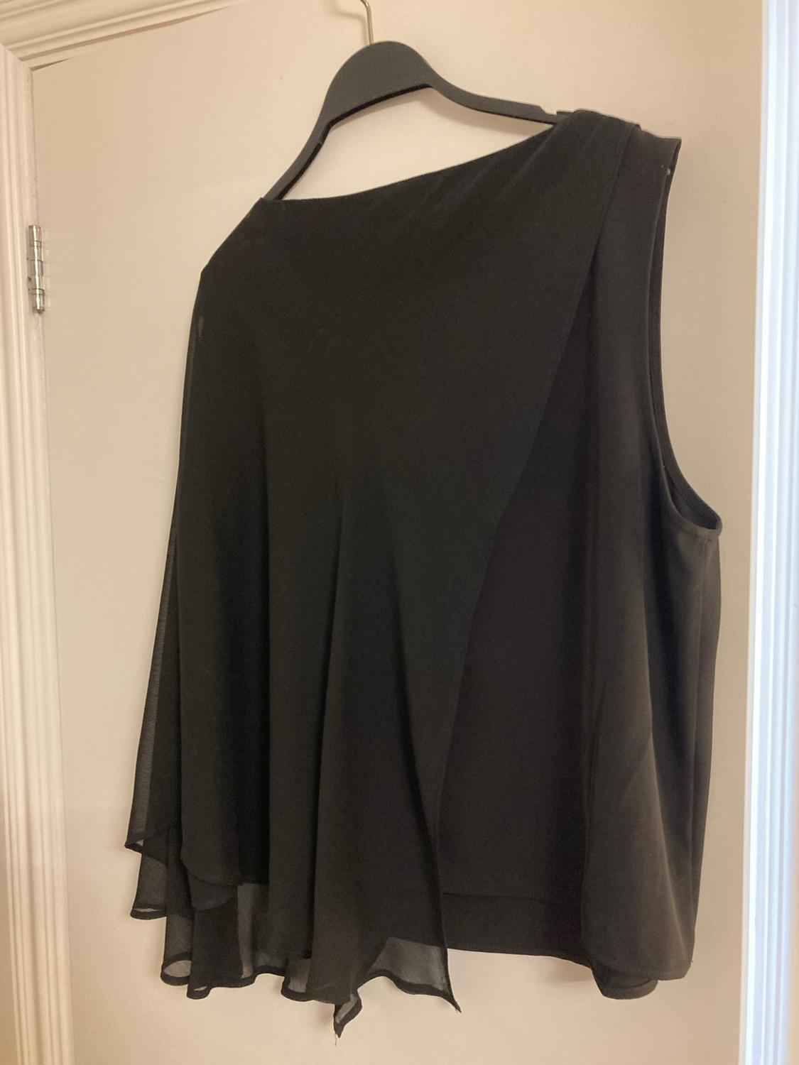 CONTRAST CAPE BLOUSE - Image 3