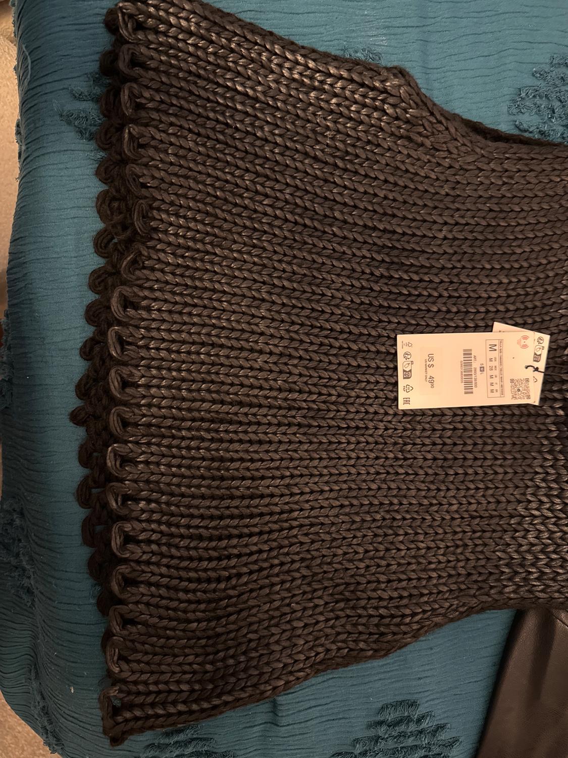FOIL KNIT VEST - Image 3