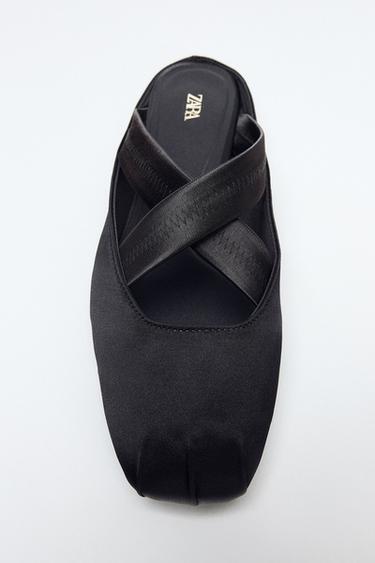 باليرينا مفتوحة من الخلف بشرائط مرنة متقاطعة - أسود الخاص بـ Zara