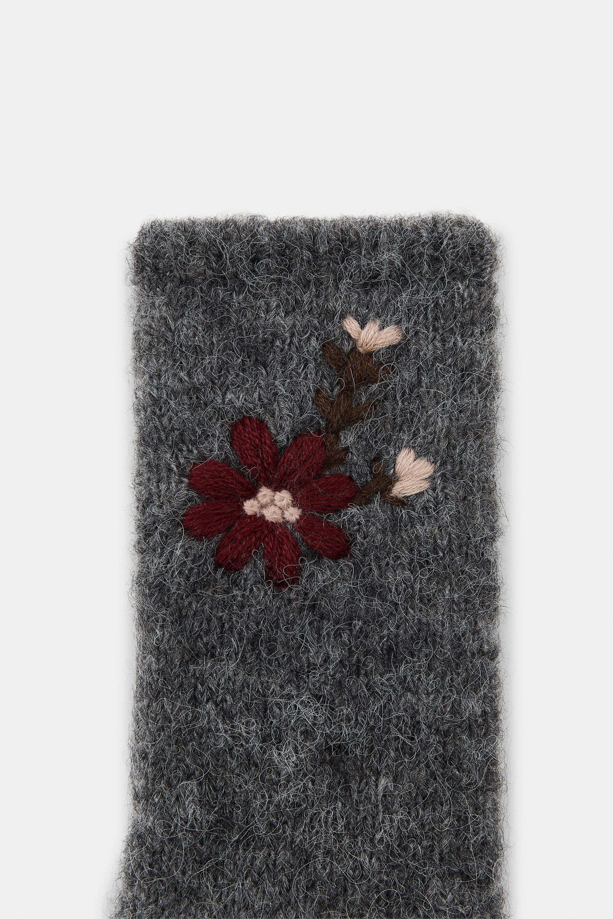 CHAUSSETTES BRODERIE FLORALE