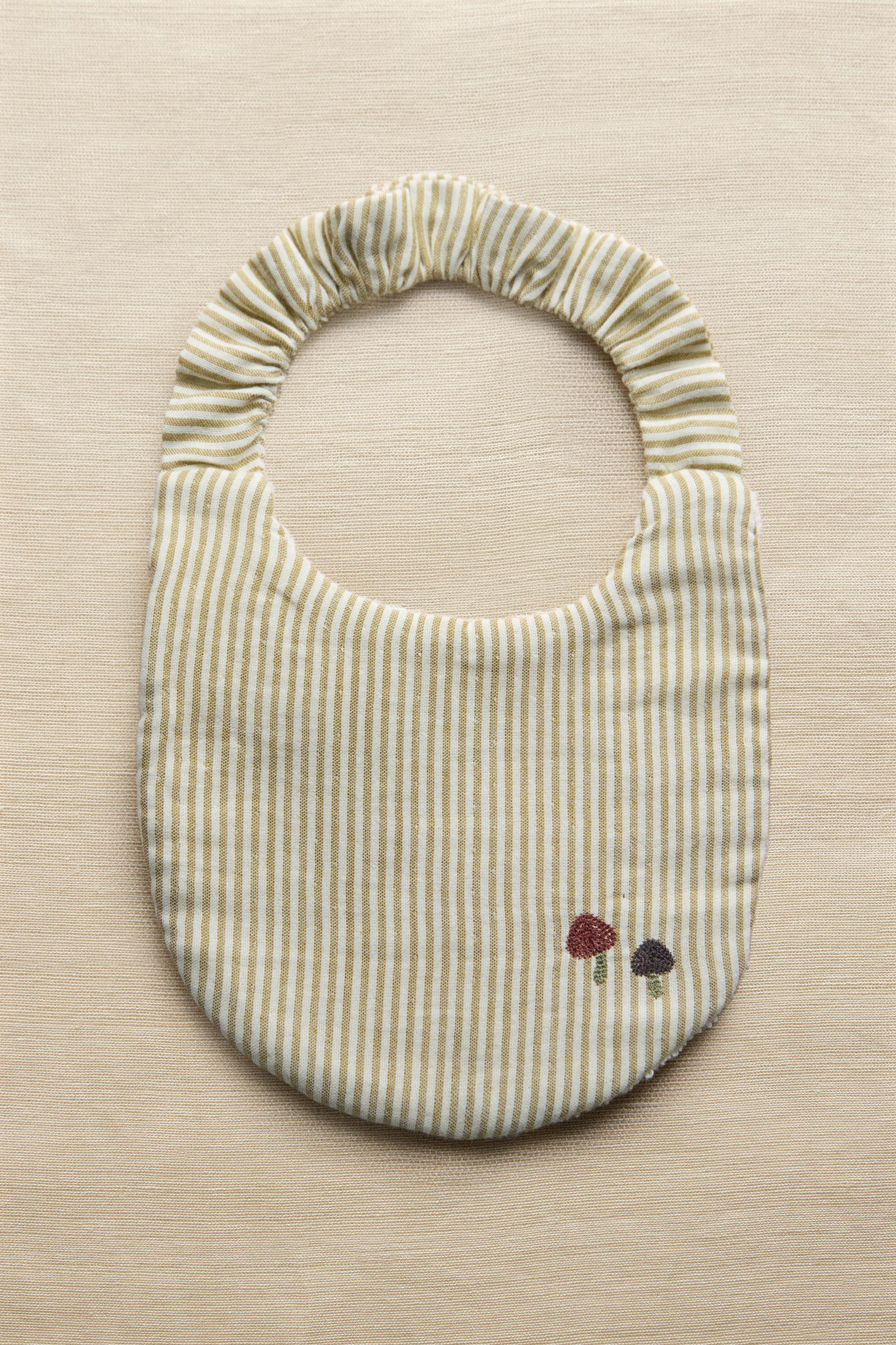 STRIPED MUSLIN BABY BIB