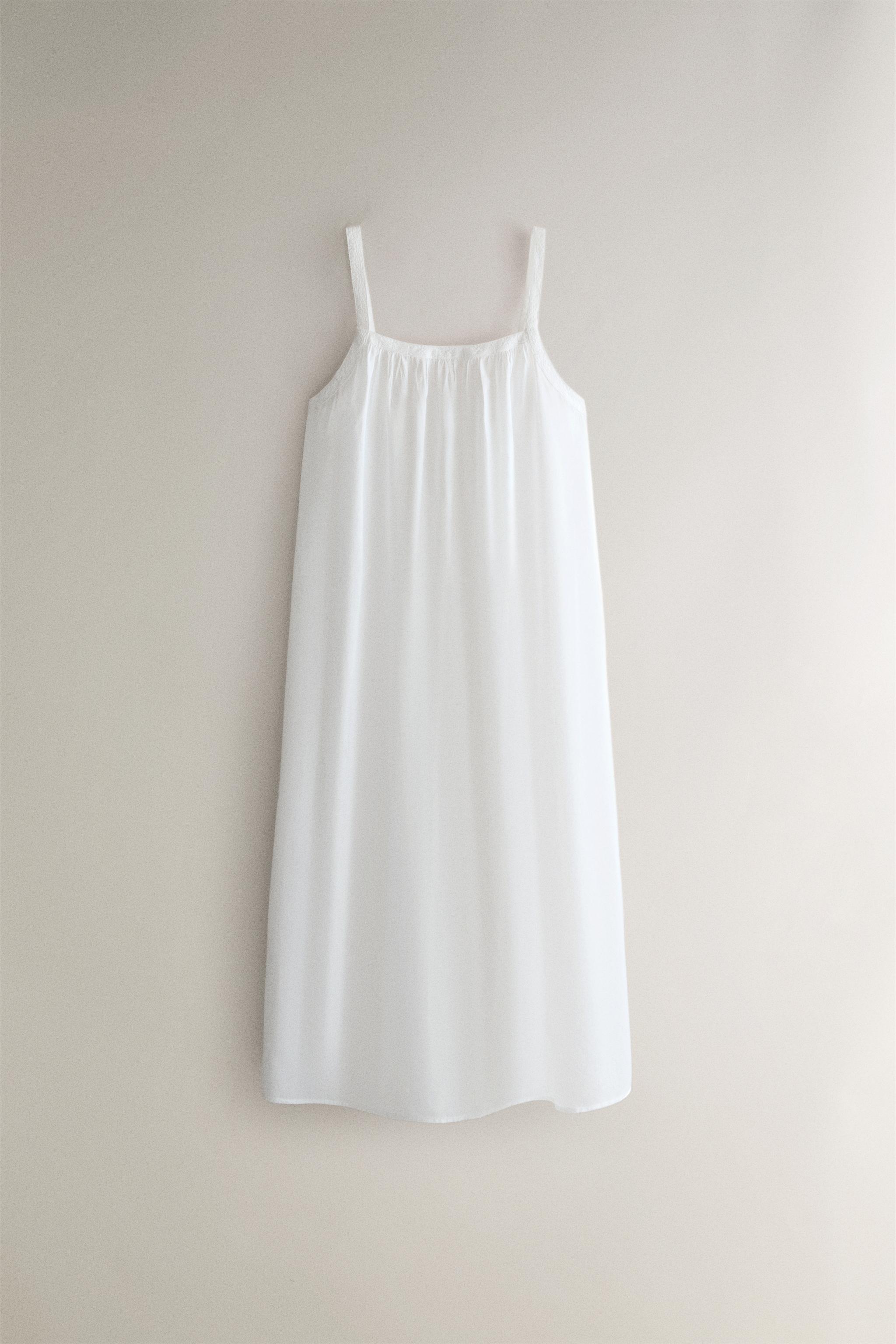 EMBROIDERED COTTON NIGHTGOWN