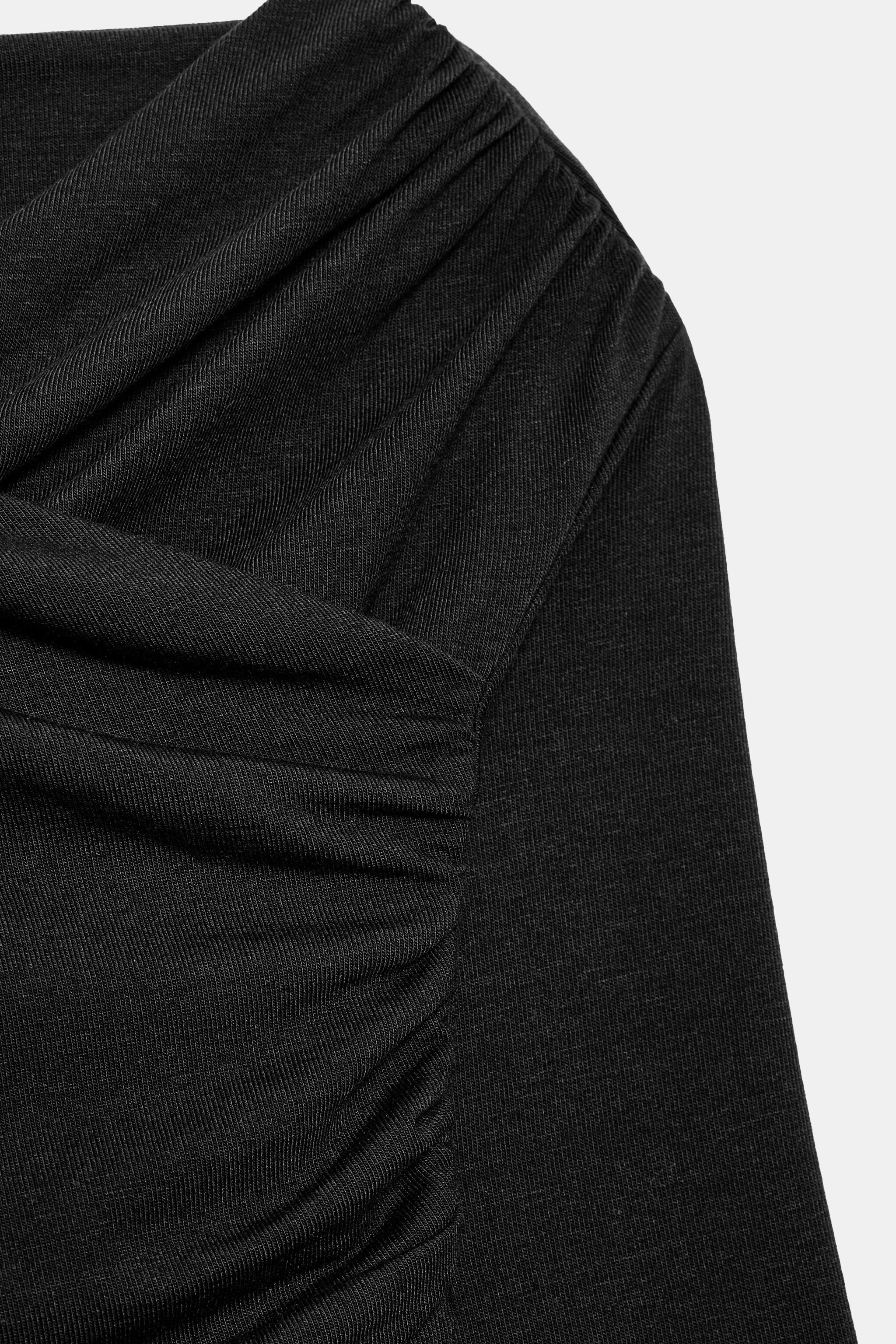 DRAPED WRAP TOP