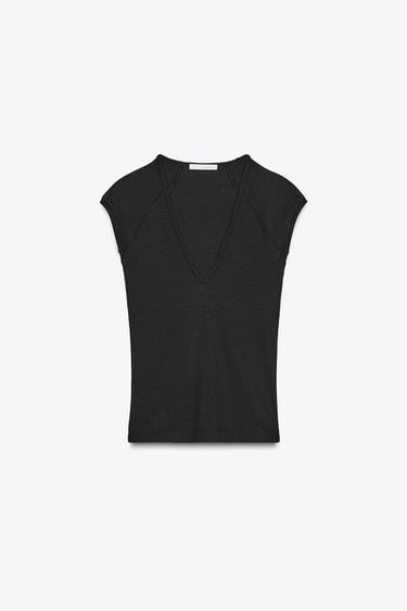T-SHIRT DÉCOLLETÉ EN V CÔTELÉ - Noir de Zara - Image 2