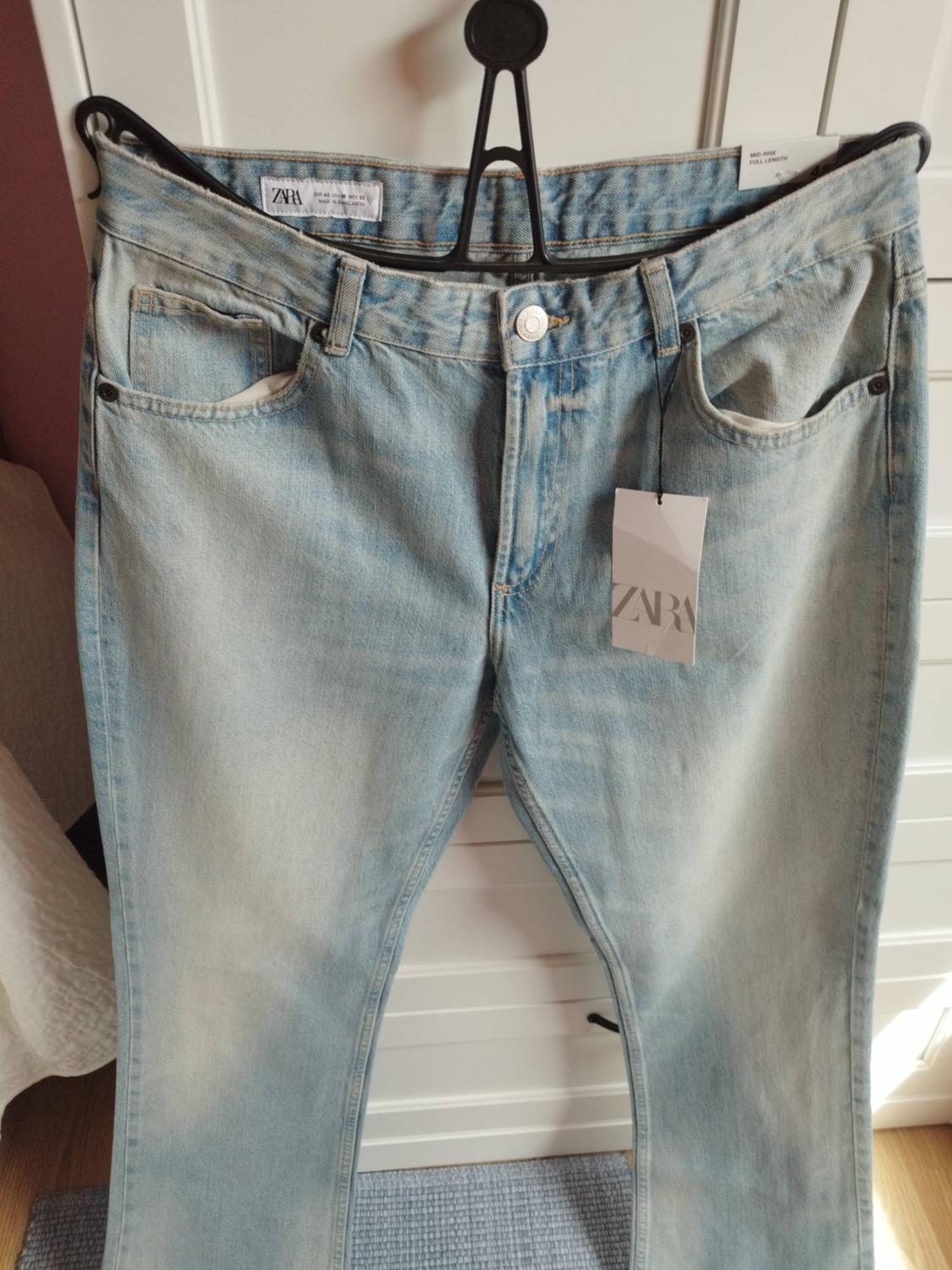TRF BOOTCUT MID-RISE JEANS - Image 4
