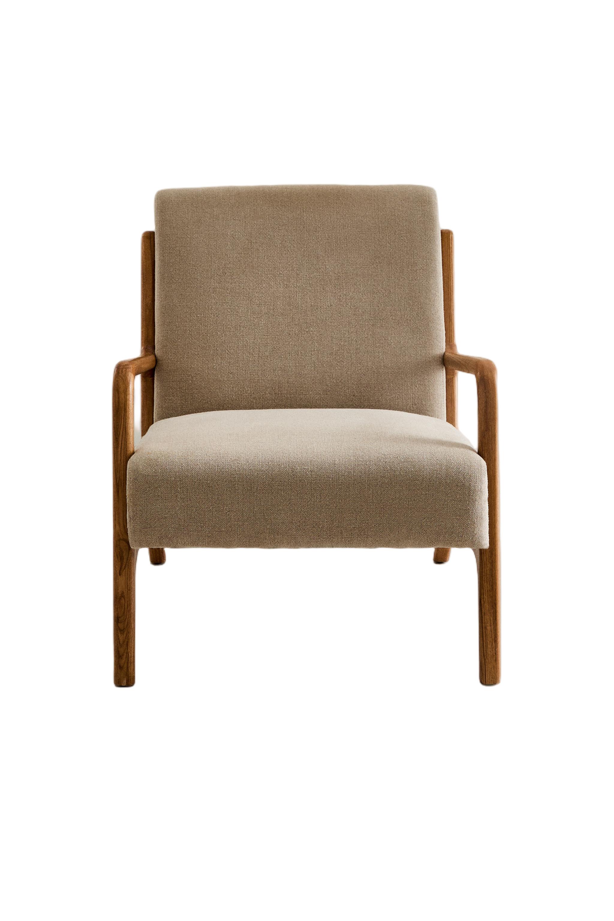 44141073052000-f1.jpg?ts=