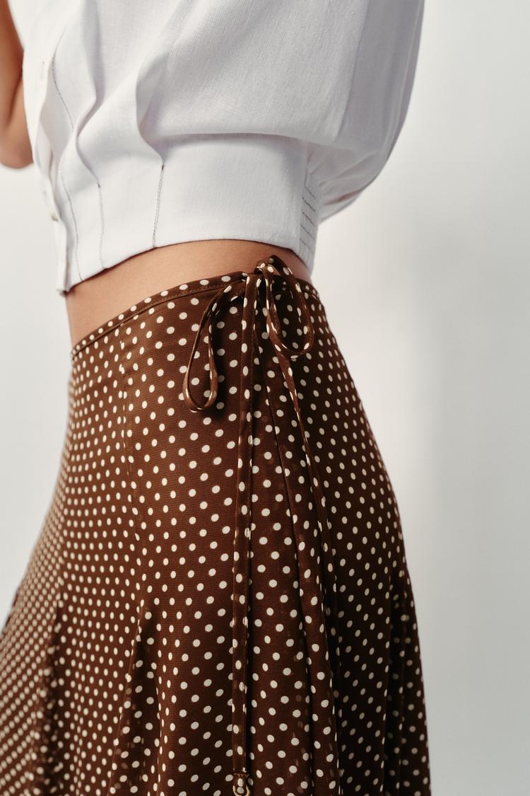 Falda midi de lunares 6