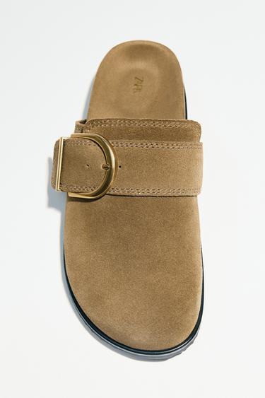 Zara SPLIT LEATHER BUCKLE CLOGS - Olive Green